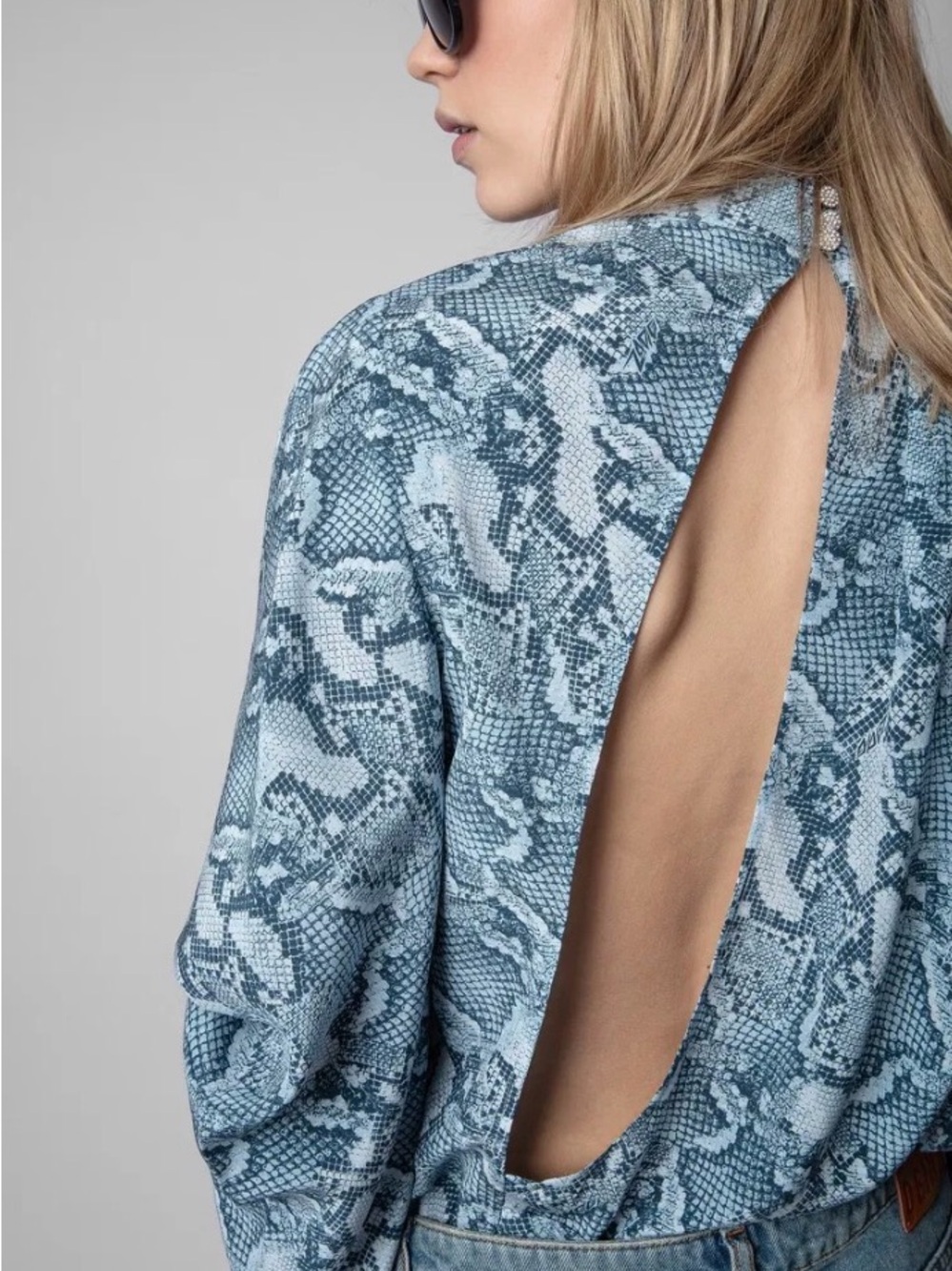 NWT Zadig & Voltaire Tolmea CDC Wild Silk Blouse Top Blue Snake Print Size S - Picture 4 of 13